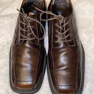 Mens Cambridge classics shoes size 91/2